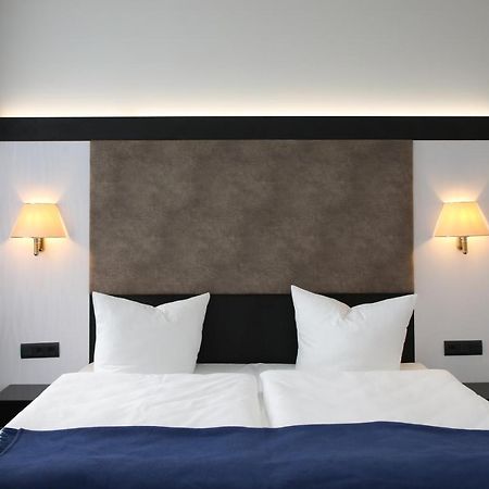 Hotel Zur Kulturweberei Финстервалде Екстериор снимка