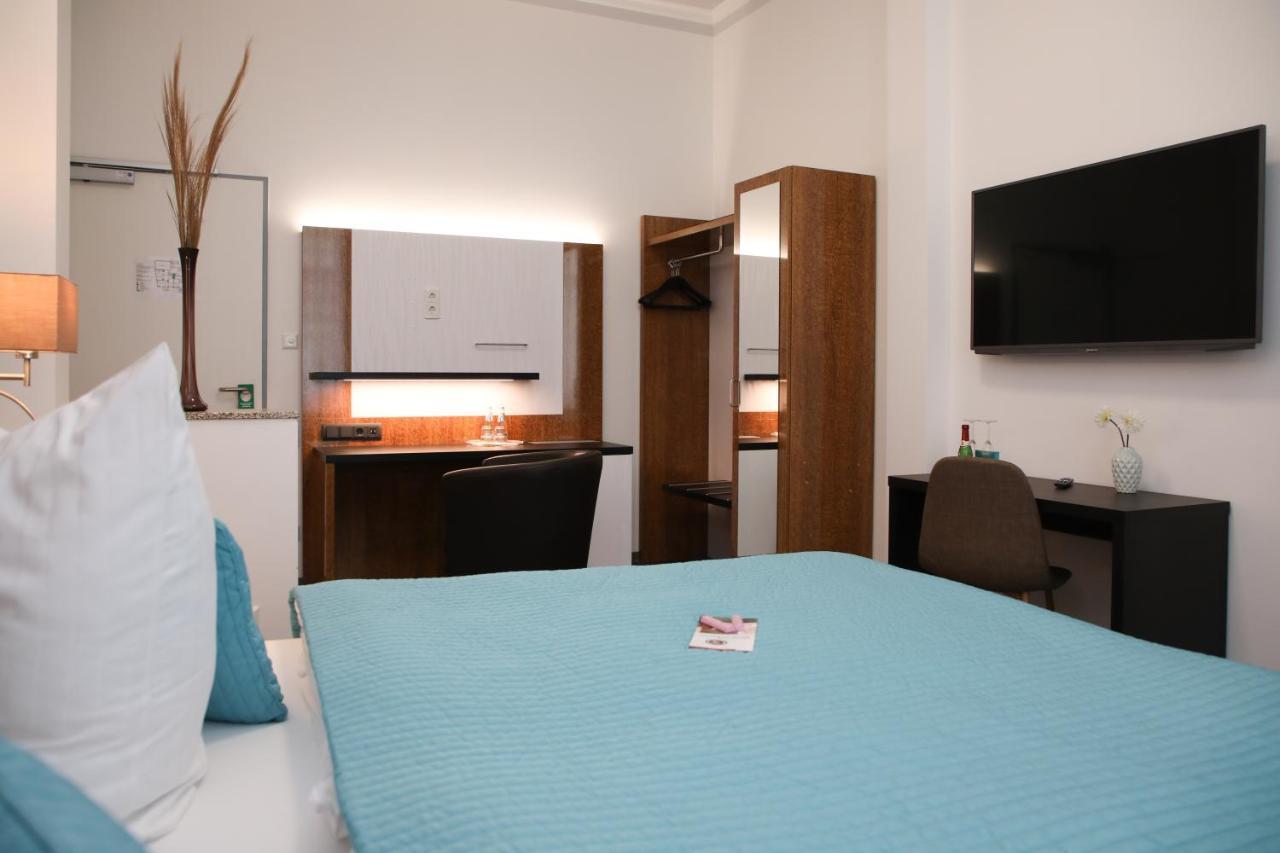 Hotel Zur Kulturweberei Финстервалде Екстериор снимка