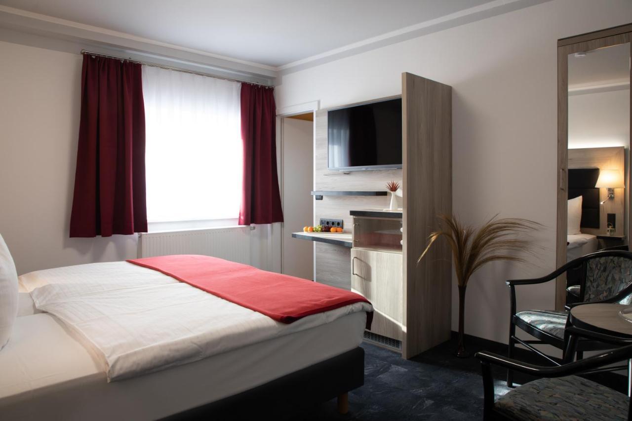 Hotel Zur Kulturweberei Финстервалде Екстериор снимка